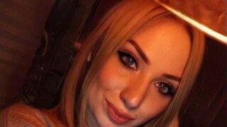 Free Naked AileenShy