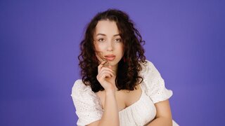 Free Naked AmeliaHaris