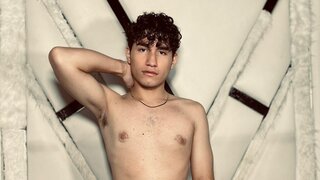 Free Naked AngelDustin