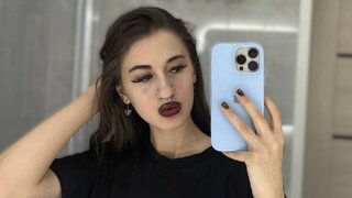 Free Naked BeataHelmers