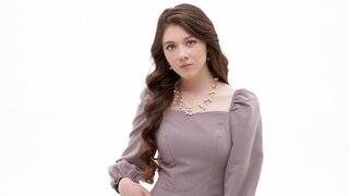 Free Naked BellaCaramel