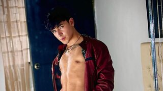 Free Naked CamyloGuzman