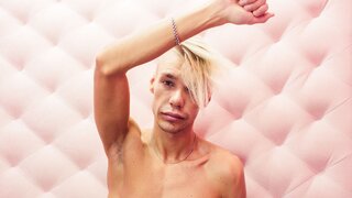 Free Naked DancerBoyX