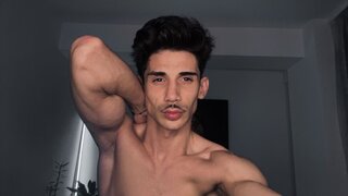 Free Naked DanielStars