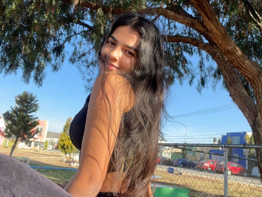 Free Naked DeviColins