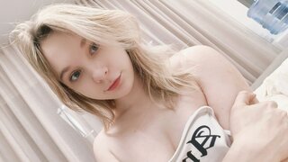 Free Naked EditaCornett
