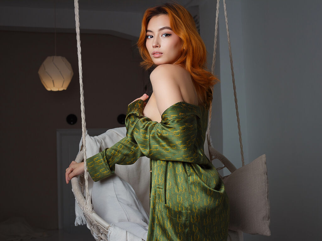 Free Naked EmiriHori