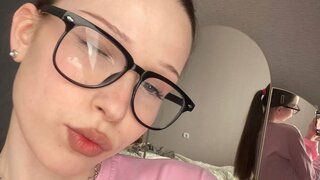 Free Naked EnolaMetheny