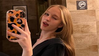 Free Naked IleanaNiese