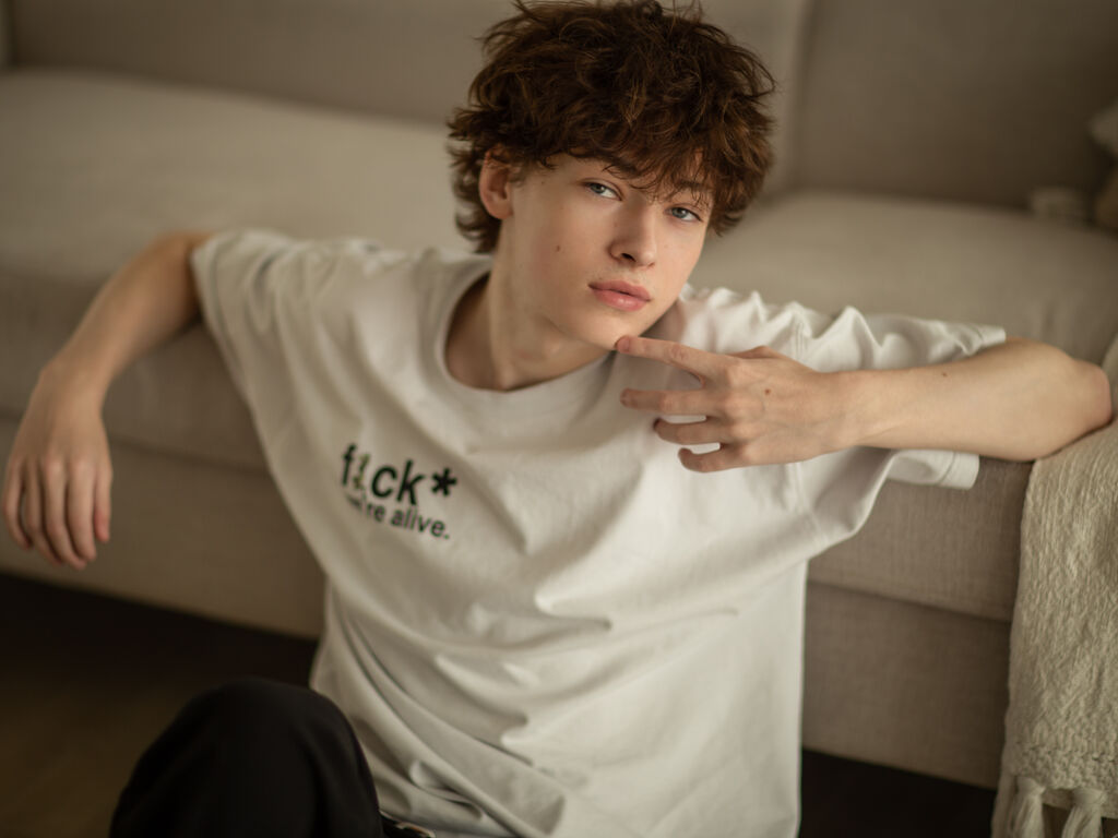 Free Naked KevinHoltz