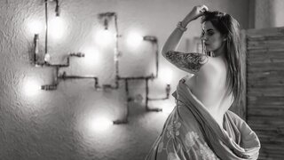 Free Naked KittyPeres