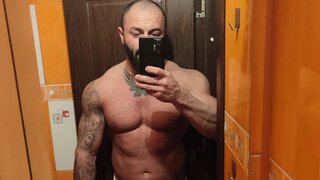 Free Naked MadalinIonut