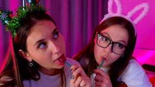 Free Naked MargaretVicki