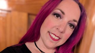 Free Naked NeonMarie