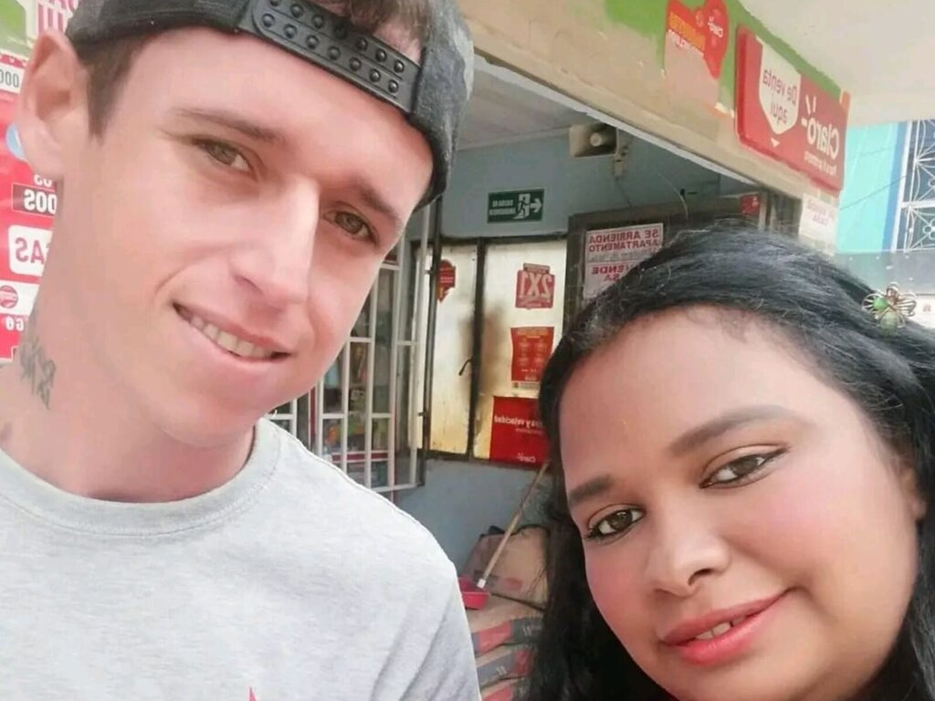 Free Naked RossyJhon