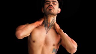 Free Naked StefanoEverett