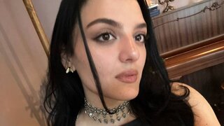 Free Naked ToraHunzelman