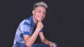 Free Naked YeisonBeltran