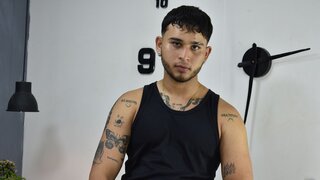 Free Naked ZionArias